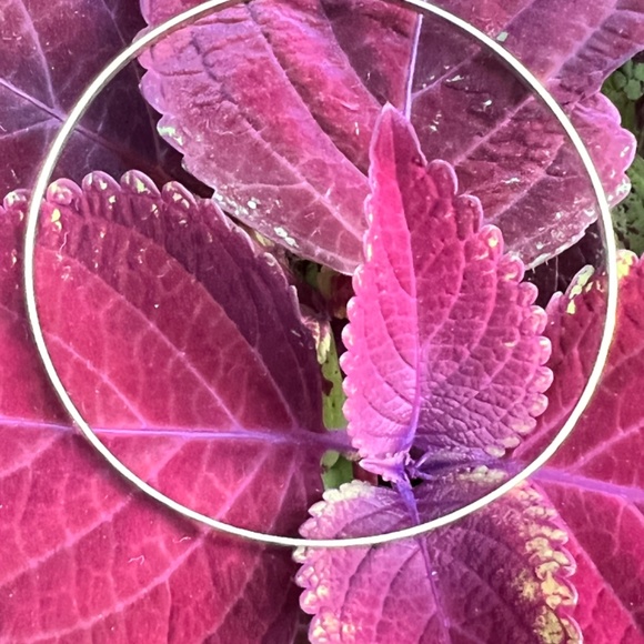 VINTAGE EUROPEAN 14K YELLOW GOLD ORNATE DESIGN BANGLE BRACELET GREAT STACKING - Picture 11 of 16
